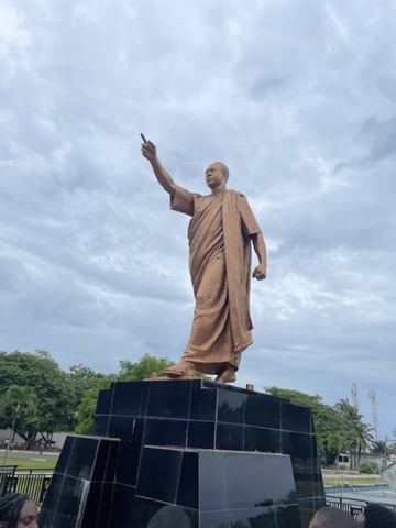 Osagyefo Circle, Ghana